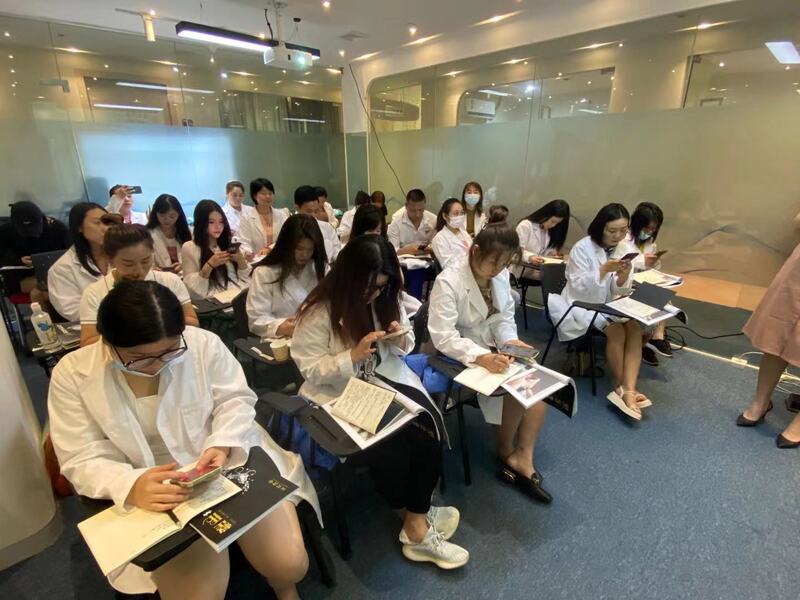 安徽亳州微整形培訓(xùn)機(jī)構(gòu) 在線咨詢學(xué)習(xí)開(kāi)啟專(zhuān)業(yè)醫(yī)美教育新篇章